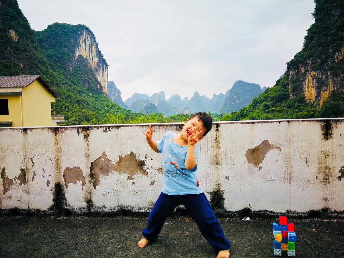 Yangshuo Moon Resort Hotel 구이린 시 외부 사진